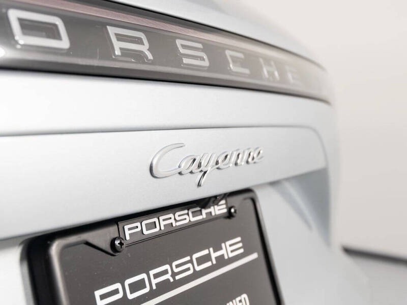 2023 Porsche Cayenne