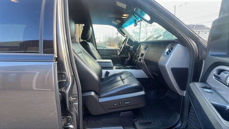 2017 Ford Expedition