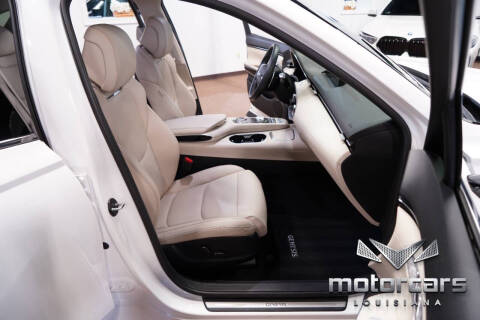 2022 Genesis GV70 2.5T Standard