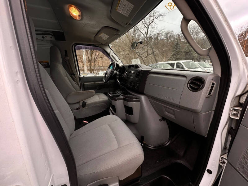 2012 Ford E-Series E-250