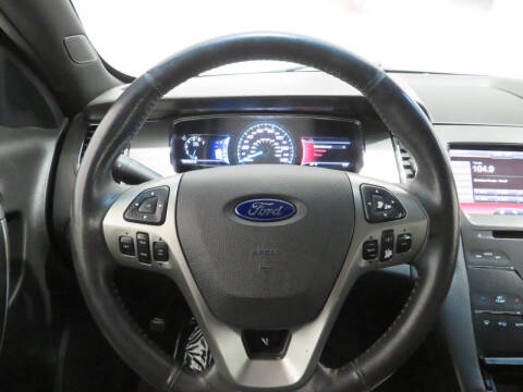 2015 Ford Taurus SEL