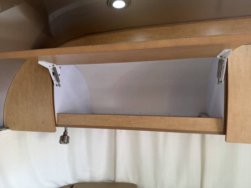 2016 Airstream 25FB
