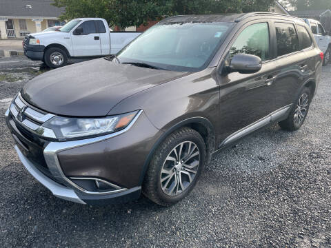 2016 Mitsubishi Outlander for sale at LAURINBURG AUTO SALES in Laurinburg NC