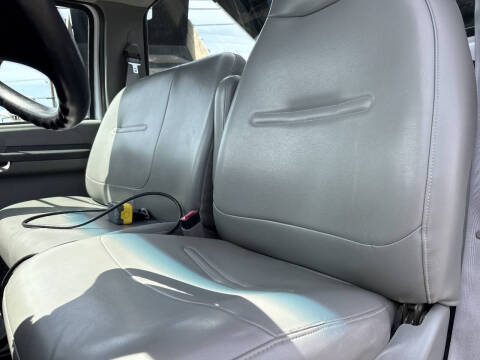 2006 Ford F-650 Super Duty