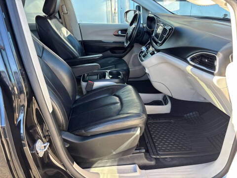 2018 Chrysler Pacifica Touring L