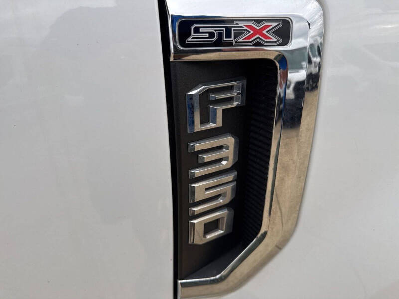 2022 Ford F-350 Super Duty XL