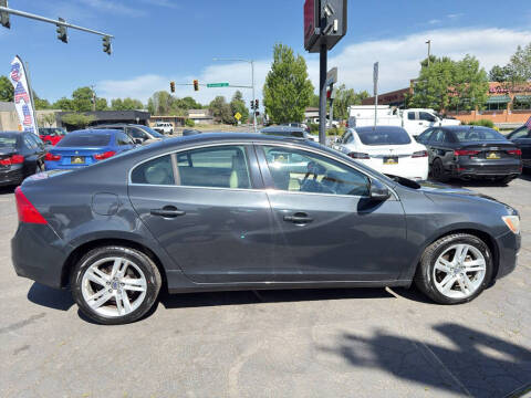 2015 Volvo S60 T5 Drive-E Platinum