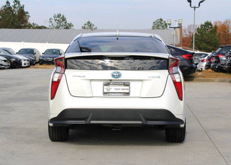 2017 Toyota Prius Three Touring