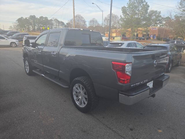 2017 Nissan Titan XD SV