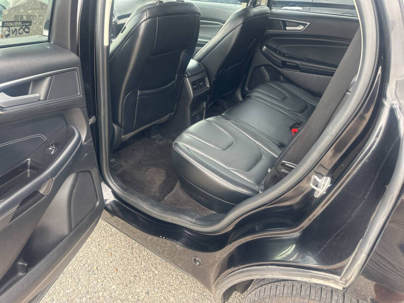 2018 Ford Edge Titanium