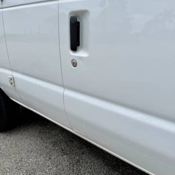 2011 Ford E-350