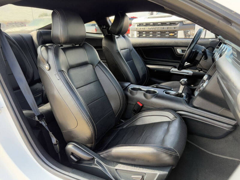 2022 Ford Mustang EcoBoost Premium