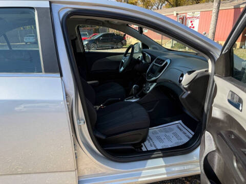 2020 Chevrolet Sonic LT