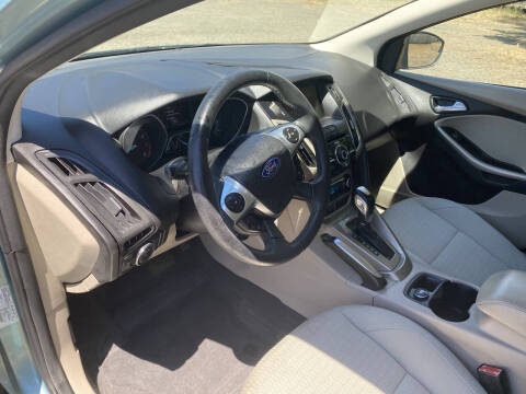 2012 Ford Focus SEL