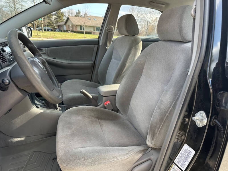 2004 Toyota Corolla CE