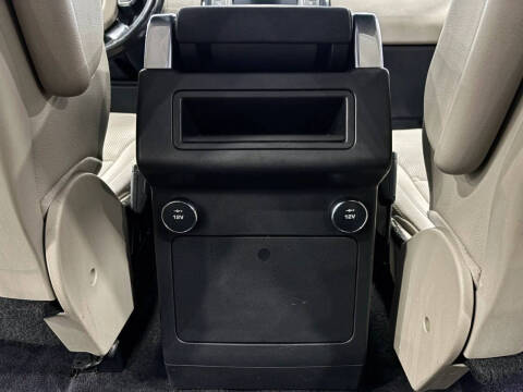 2017 Land Rover Discovery SE