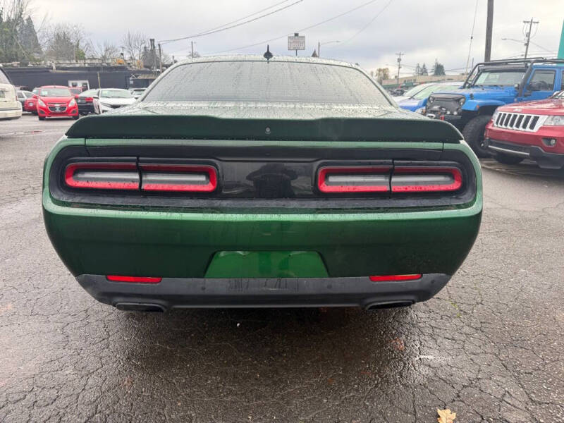 2018 Dodge Challenger SXT