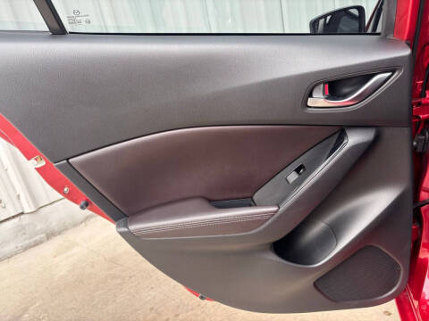 2017 Mazda MAZDA3 Touring