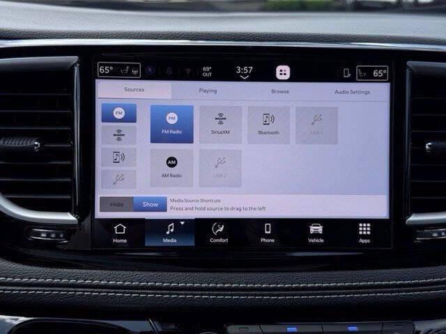 2027 Chrysler Pacifica Select