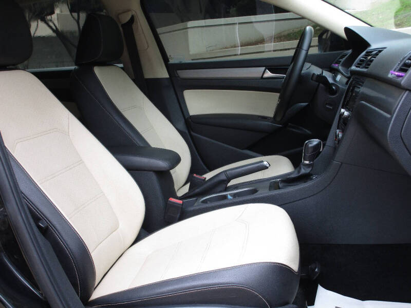 2015 Volkswagen Passat 2.0L TDI SE