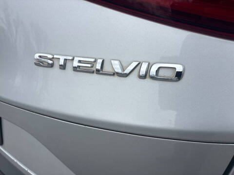 2018 Alfa Romeo Stelvio Ti