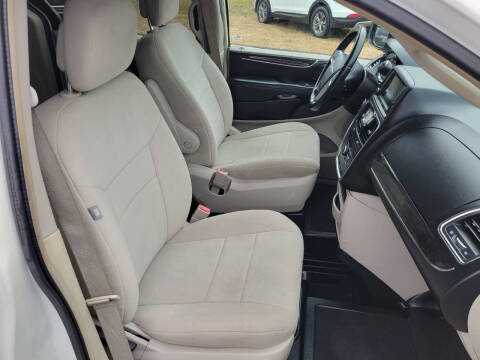 2011 Chrysler WHEELCHAIR VAN