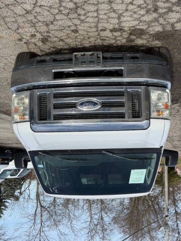 2014 Ford E-Series E-350 SD XL