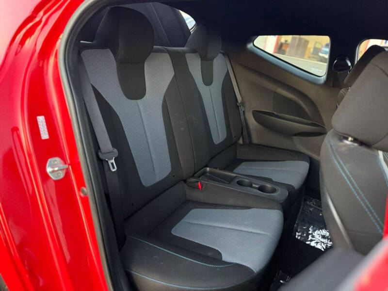 2019 Hyundai Veloster