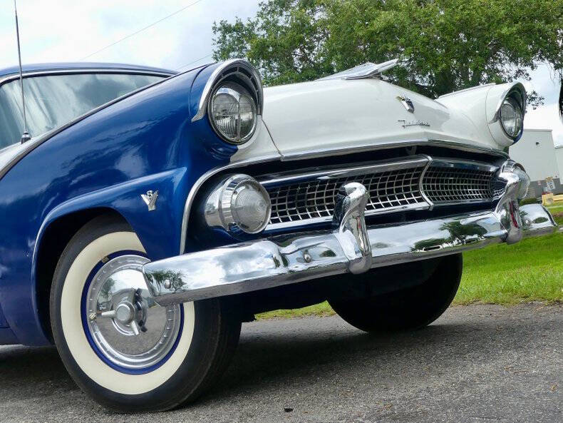 1955 Ford Fairlane
