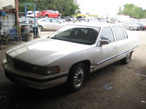 1994 Cadillac DeVille for sale at CARZ R US 1 in Armington IL