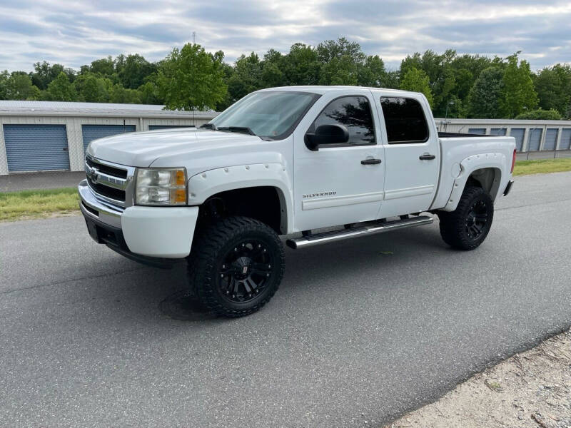 2010 Chevrolet Silverado 1500 for sale at Superior Wholesalers Inc. in Fredericksburg VA