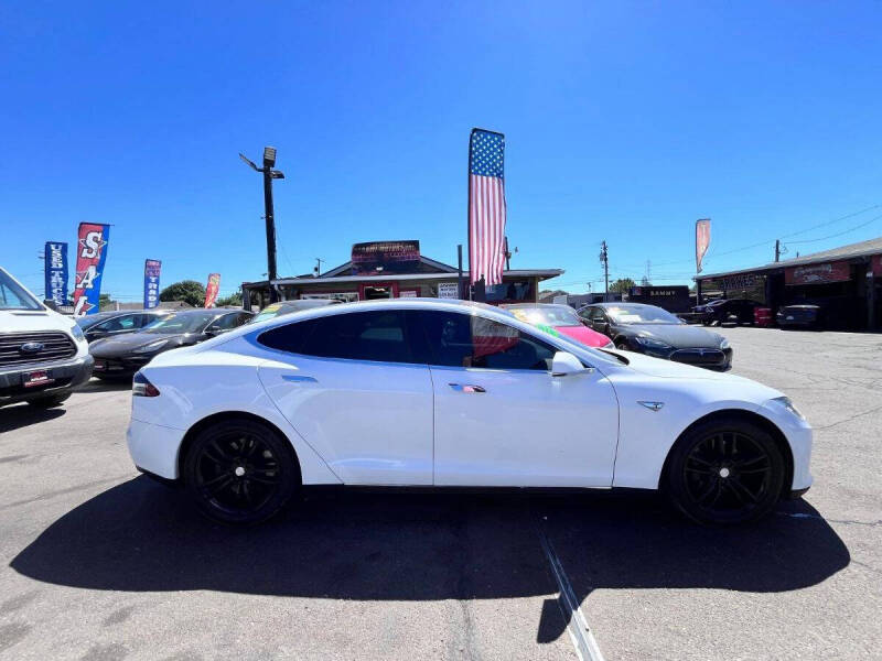 2015 Tesla Model S