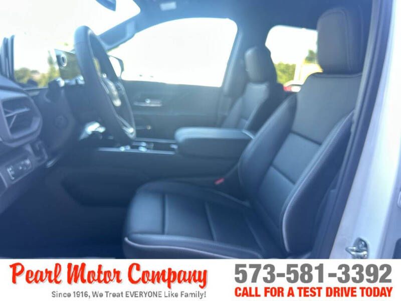 2025 Chevrolet Silverado EV LT