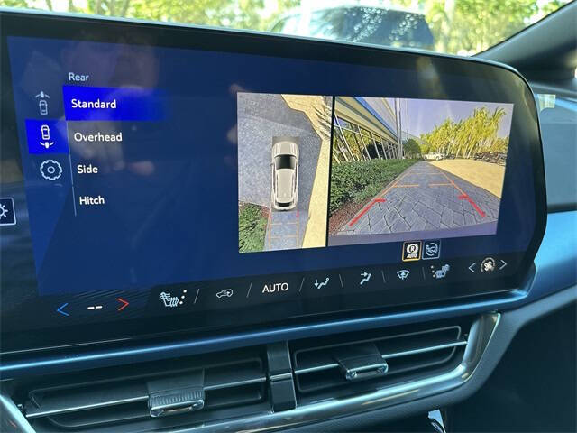 2026 Chevrolet Equinox EV LT 2