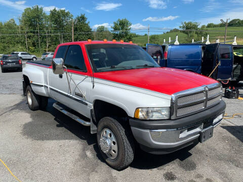 1998 Dodge Ram Pickup 3500 for sale at Walts Auto Center in Cherryville PA