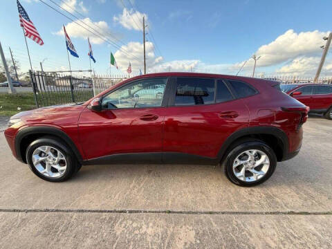 2025 Chevrolet Trax LS
