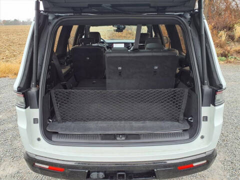 2023 Jeep Grand Wagoneer Obsidian