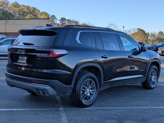 2025 GMC Acadia Elevation