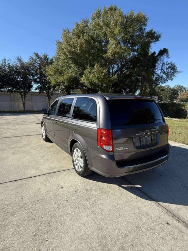 2017 Dodge Grand Caravan SE