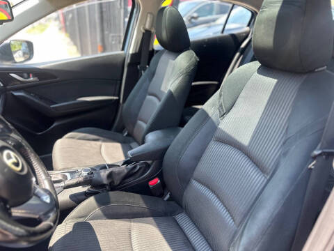 2015 Mazda MAZDA3 i Touring