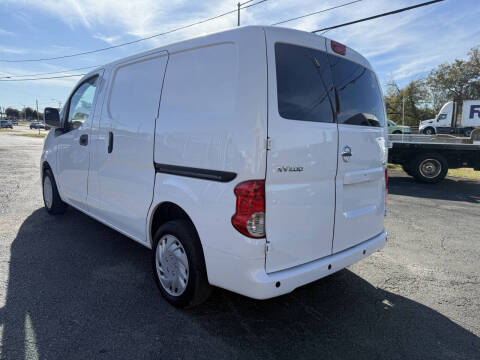2020 Nissan NV200 SV