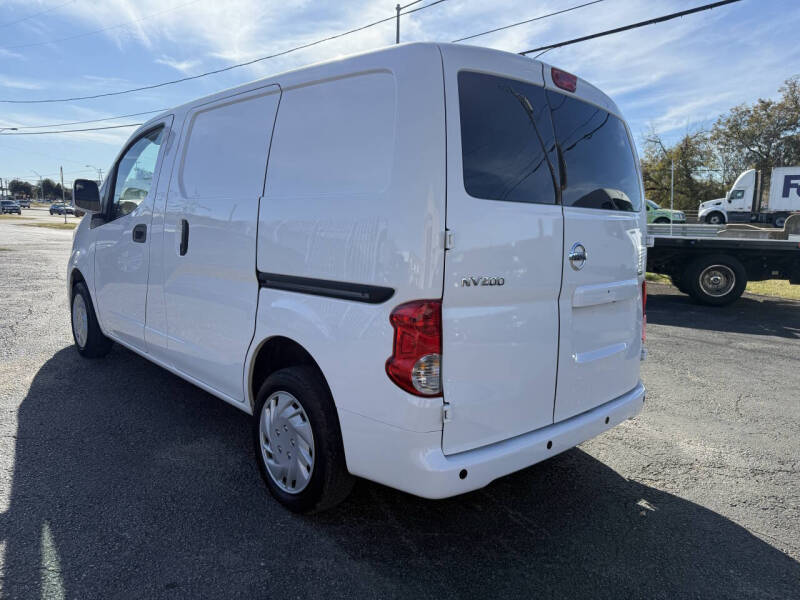 2020 Nissan NV200 SV