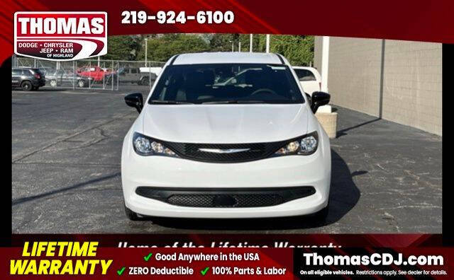 2026 Chrysler Pacifica Select