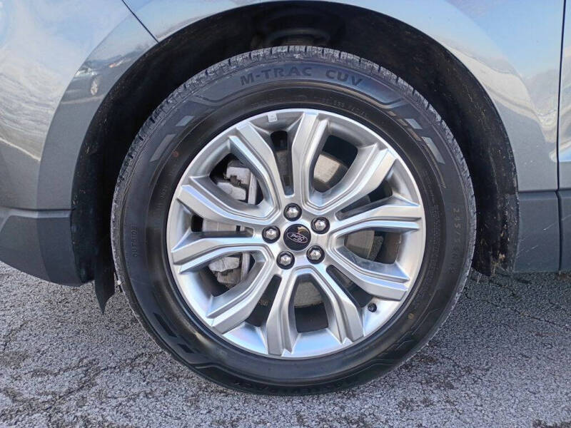 2024 Ford Edge Titanium