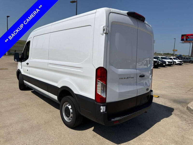 2025 Ford Transit 250