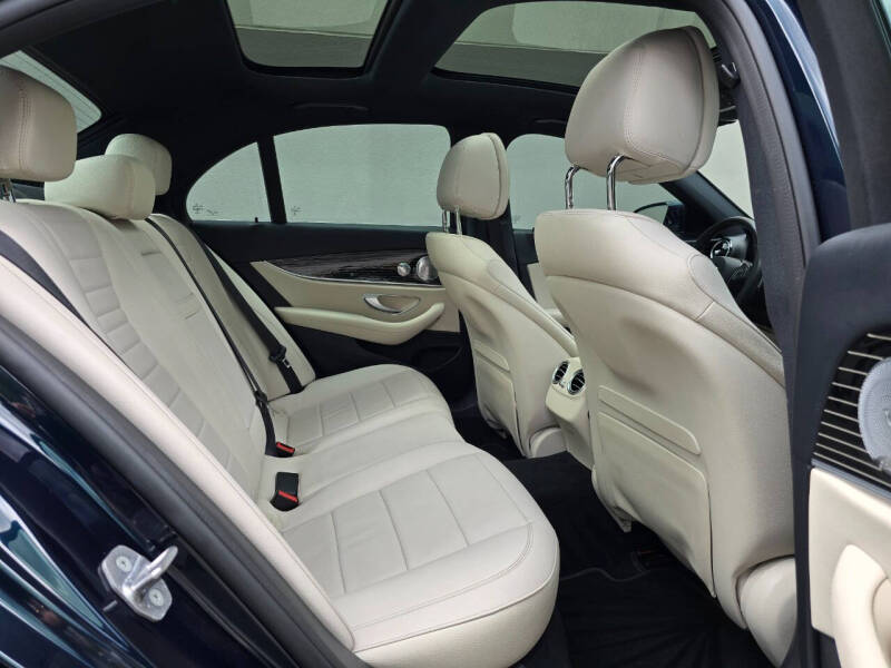 2017 Mercedes-Benz E-Class E 300 4MATIC