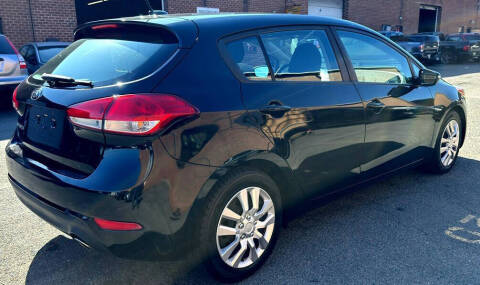 2016 Kia Forte5 LX