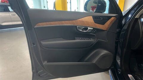 2024 Volvo XC90 B5 Plus Bright Theme