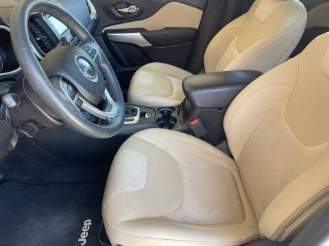 2018 Jeep Cherokee Latitude