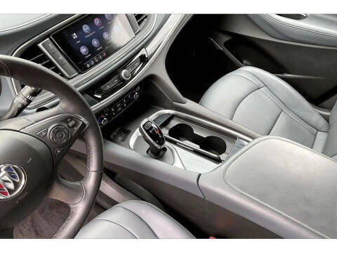 2021 Buick Enclave Essence